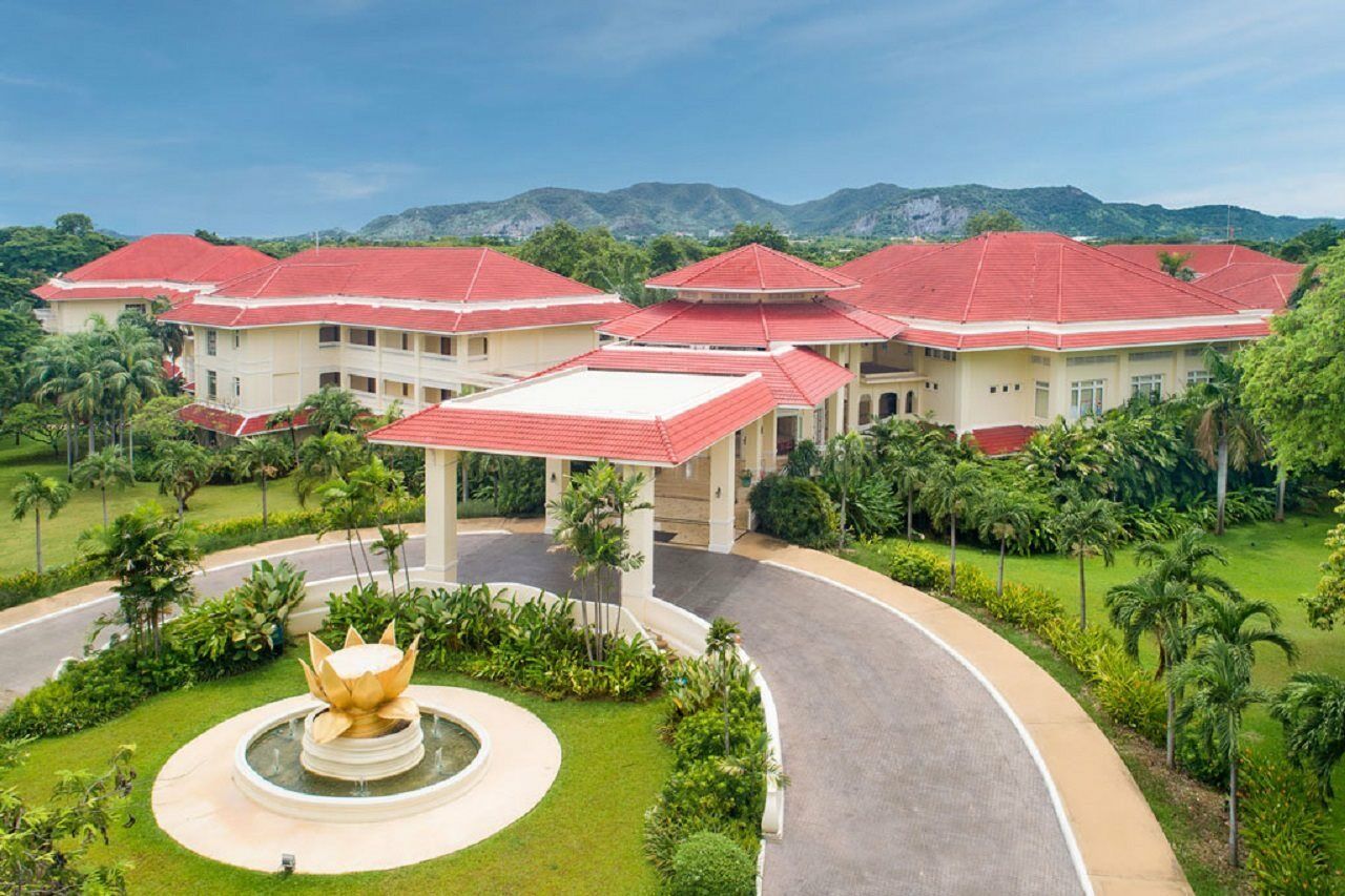 Dheva Mantra Resort Kanchanaburi Exterior foto